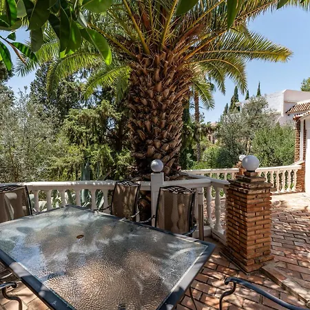 Villa Cortijo Alegria - 28 Personas